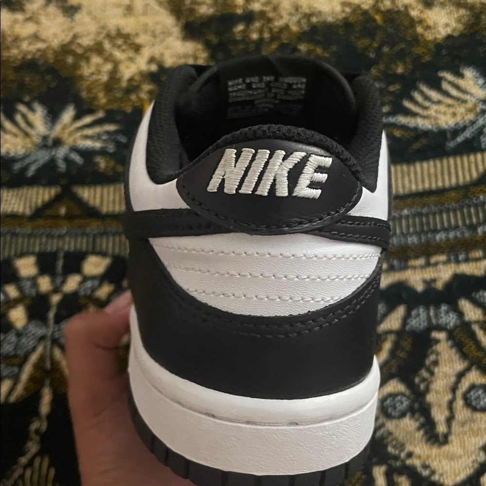 Nike panda dunks - Picture 4 of 4